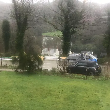 Hillside Haven * St Austell